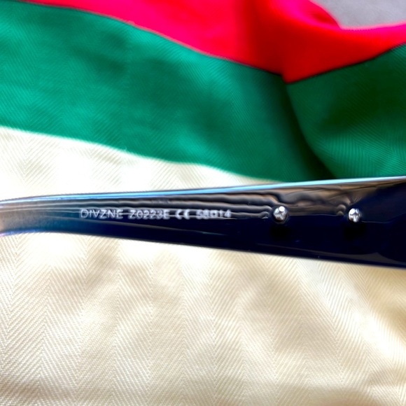 ONE OF A KIND LOUIS VUITTON HAND MADE SUNGLASSES VINTAGE NO VISIBLE SCRATCHES ✨✨ - Picture 5 of 6